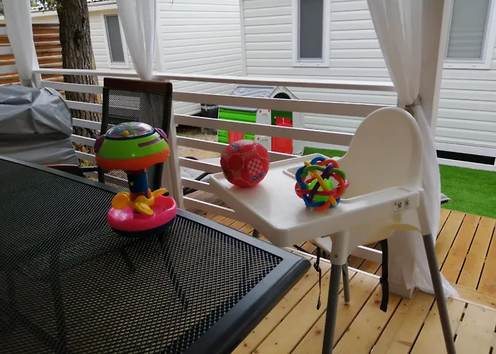 פארק נופש Gita Mobile House *